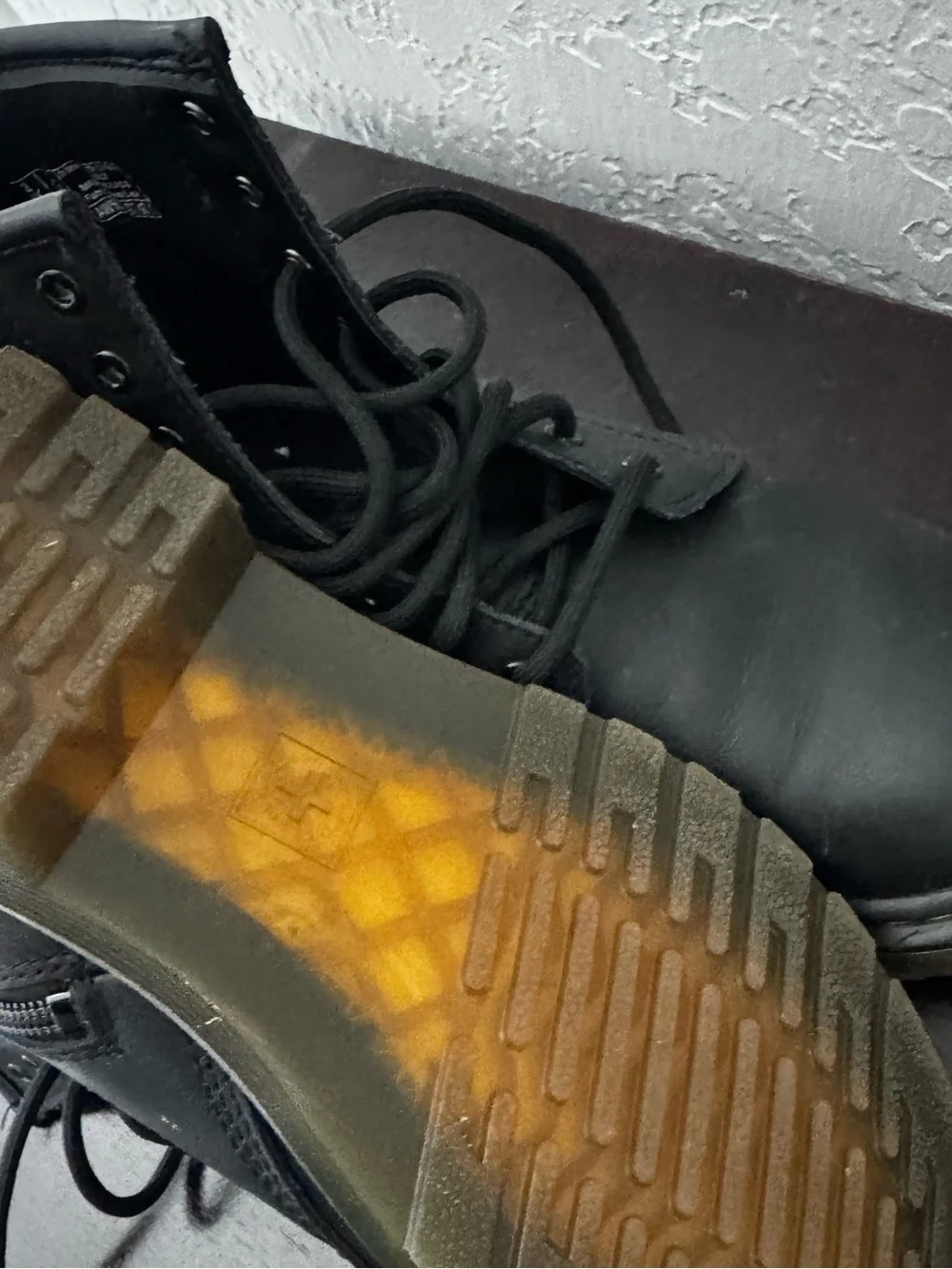 Dr. Martens youth lace